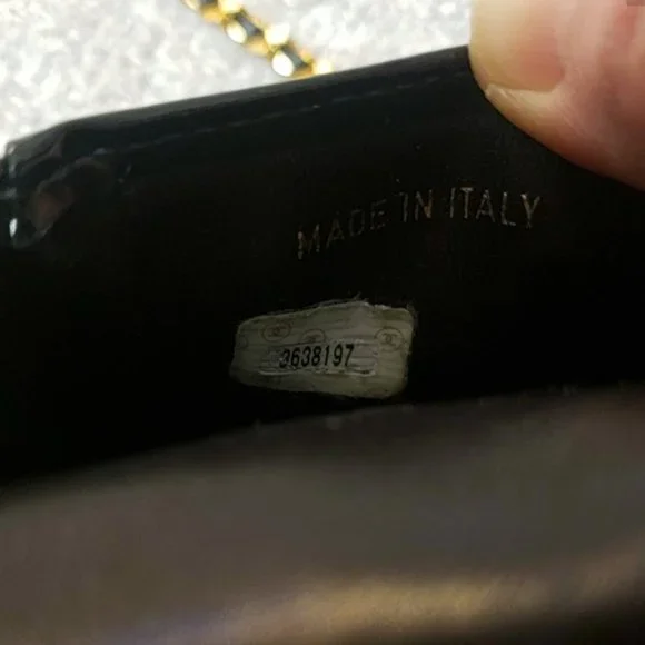 Chanel Phone Holder Crossbody Bag Purse Vintage Patent Leather - Picture 9 of 17